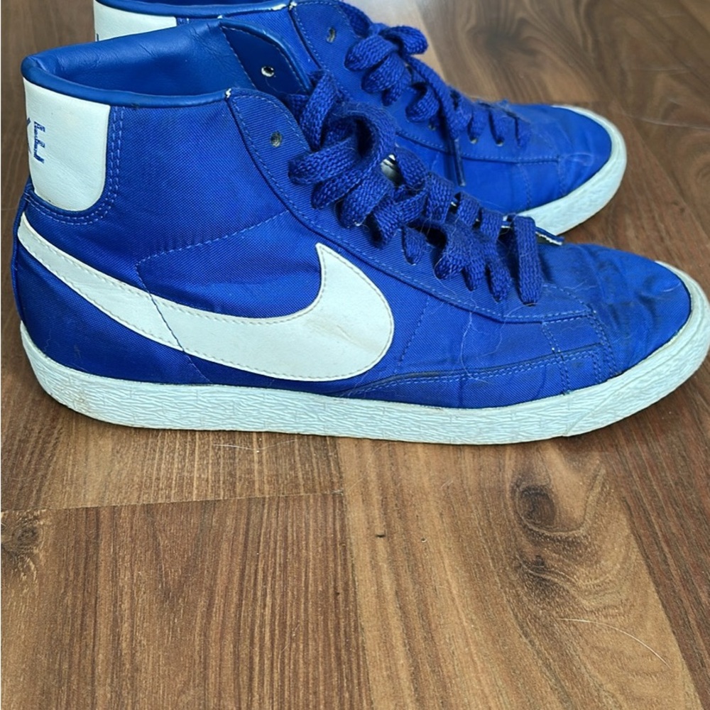 Nike Blue High-Top Sneakers
